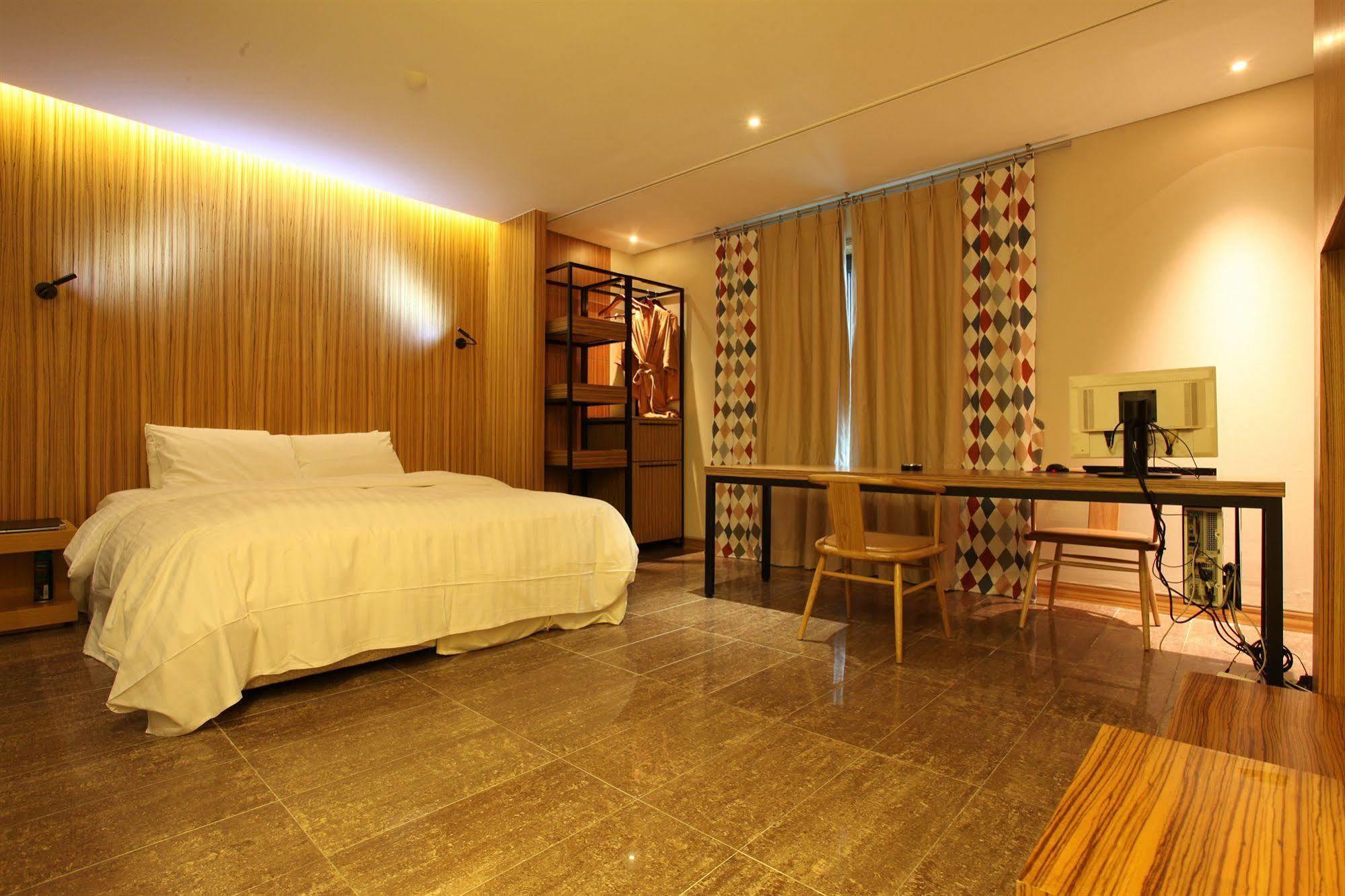Yeongdeungpo Lifestyle F Hotel Seoul Ngoại thất bức ảnh